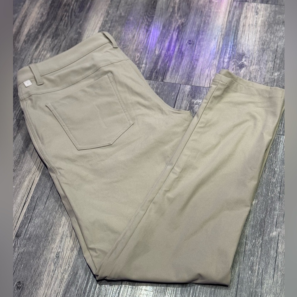 Lululemon Men’s ABC Slim Pants Khaki / Beige - Size 34R - Brand New